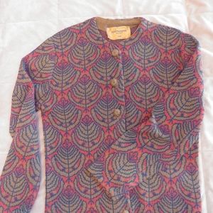 Ladies vintage sweaters Size Small Button Down pat